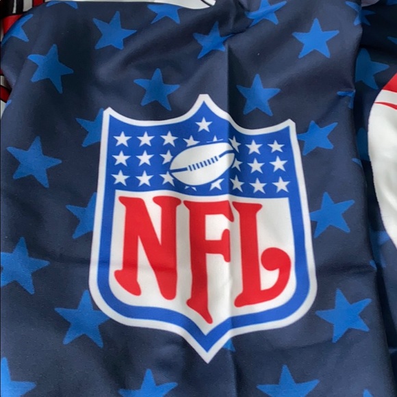 New Patriots hoodie - Picture 4 of 5